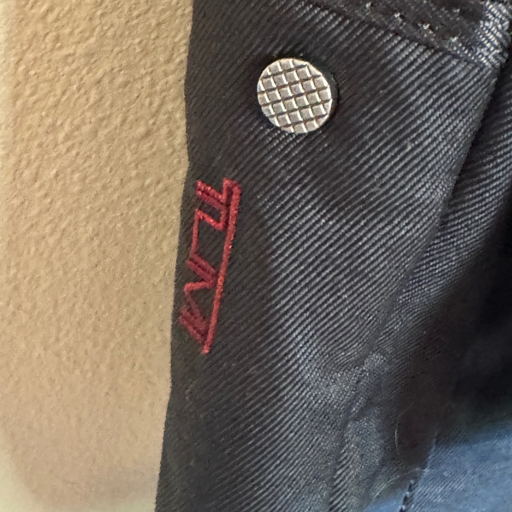 TUMI. Tech black crossbody bag for men or women - Picture 4 of 14